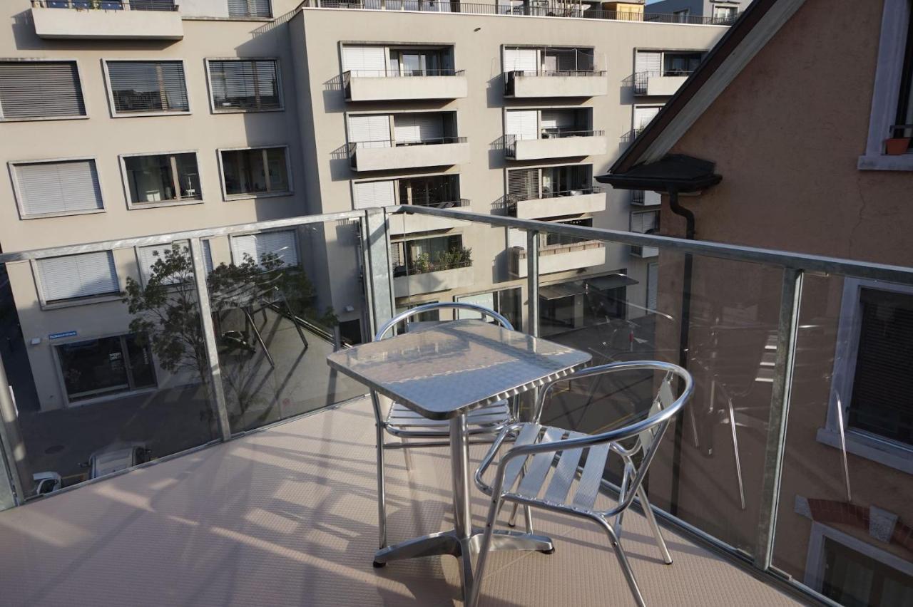 Hitrental Altstetten Apartments Zurique Exterior foto